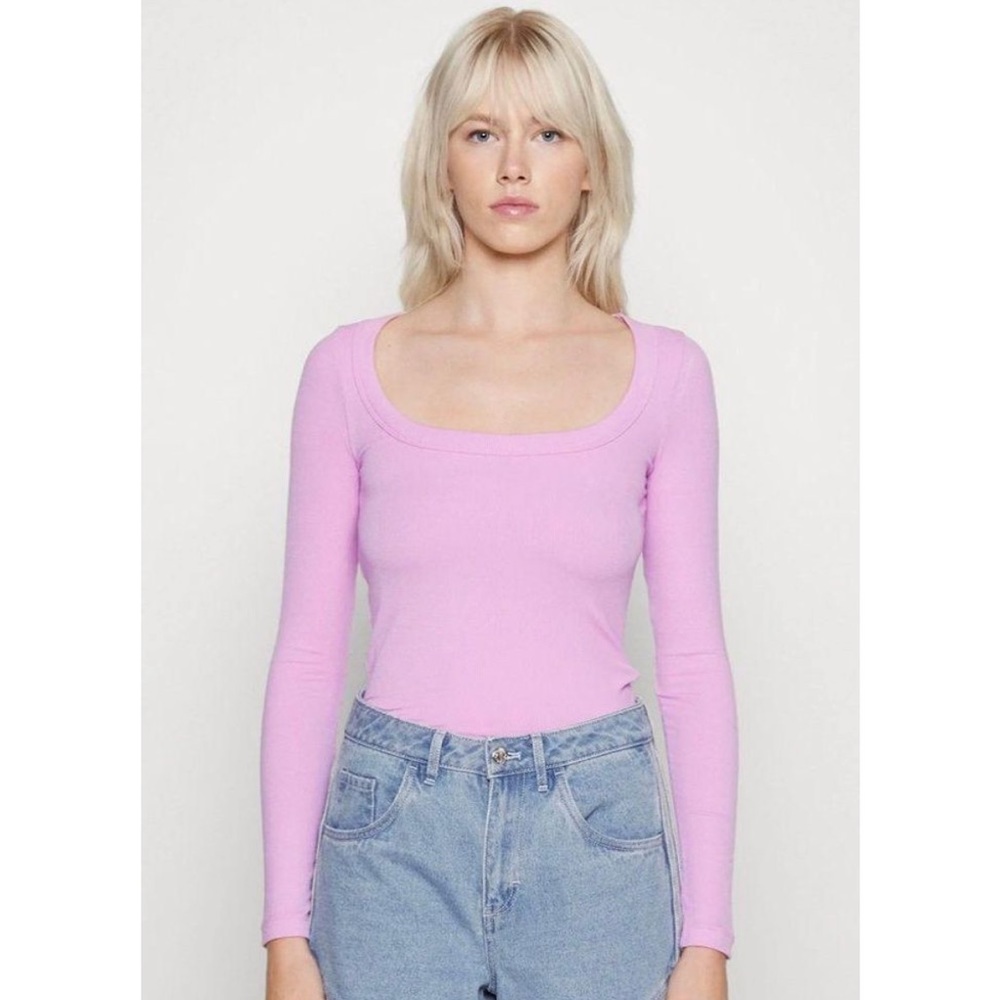 Staple Rib Scoop Neck Long Sleeve Top